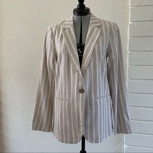 Tan and White Linen A&F Blazer